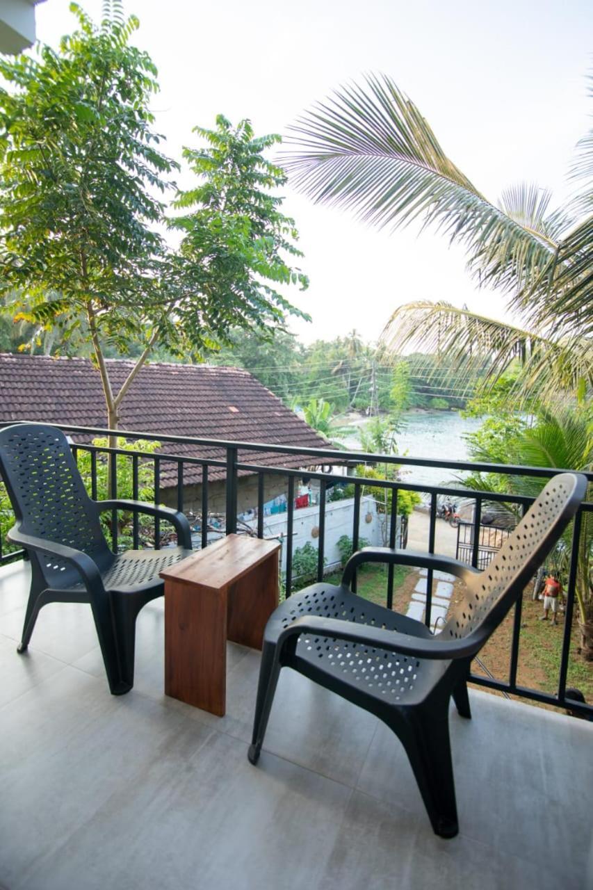 Light House Beach Home Matara Szoba fotó